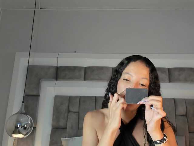 JuliettaBleer's BongaCams show and profile