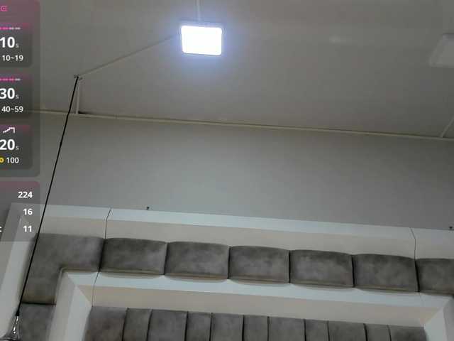 JuliettaBleer's BongaCams show and profile