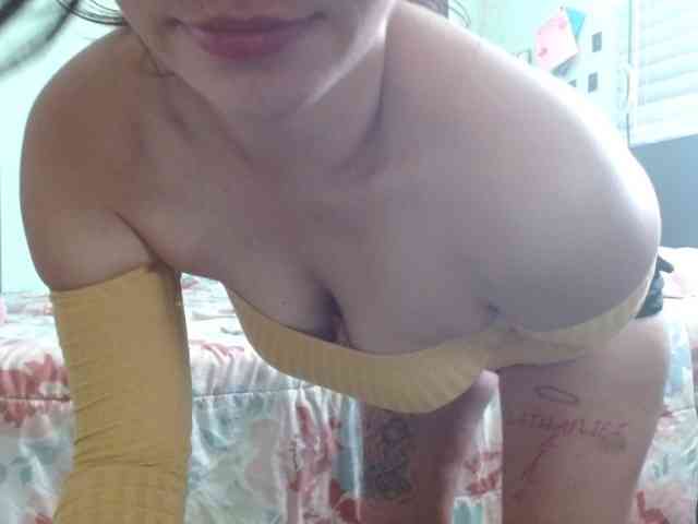 Mizdanika420 webcam
