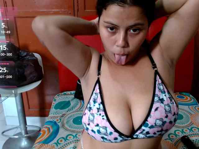 private live show Sara18a