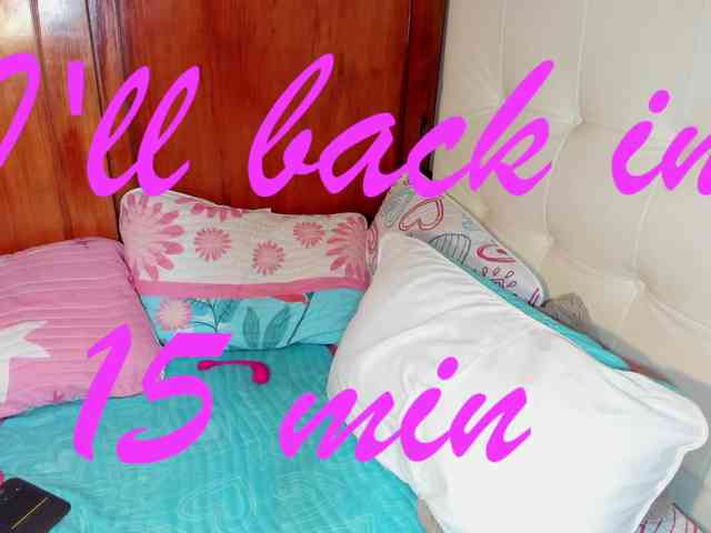 AlanieW webcam