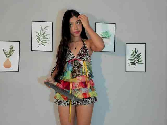 AlanieW webcam