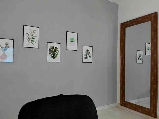 AlanieW webcam