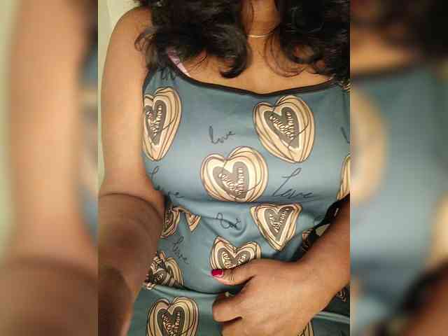 malluqueen webcam