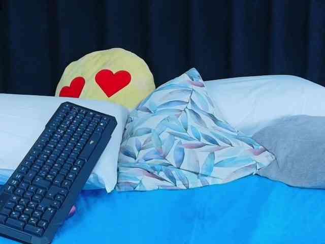 indianbeautiful webcam