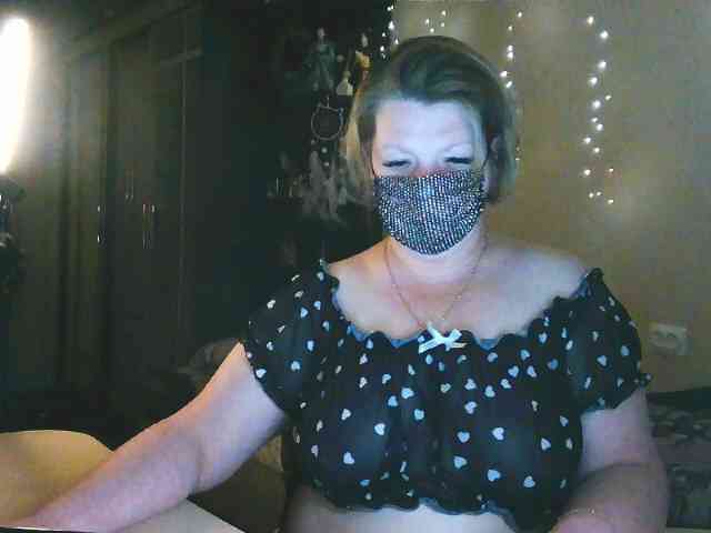 MsYummy Live Webcam on BongaCams