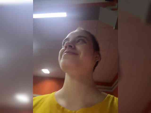 FunnyBanny0312 webcam