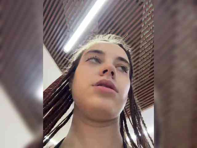 FunnyBanny0312 webcam