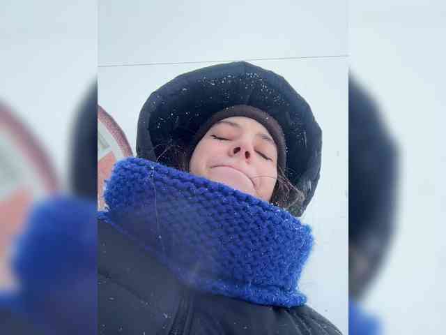 FunnyBanny0312 webcam