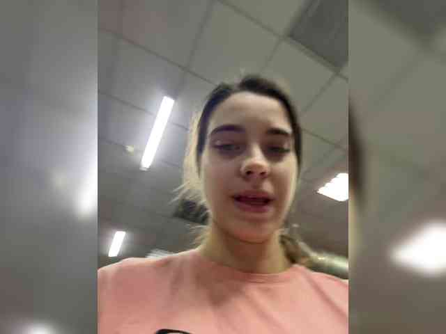 FunnyBanny0312 webcam