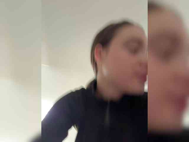 FunnyBanny0312 webcam