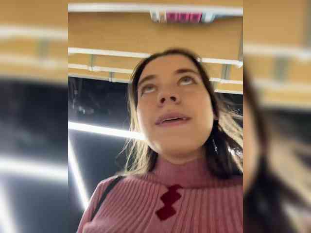 FunnyBanny0312 webcam