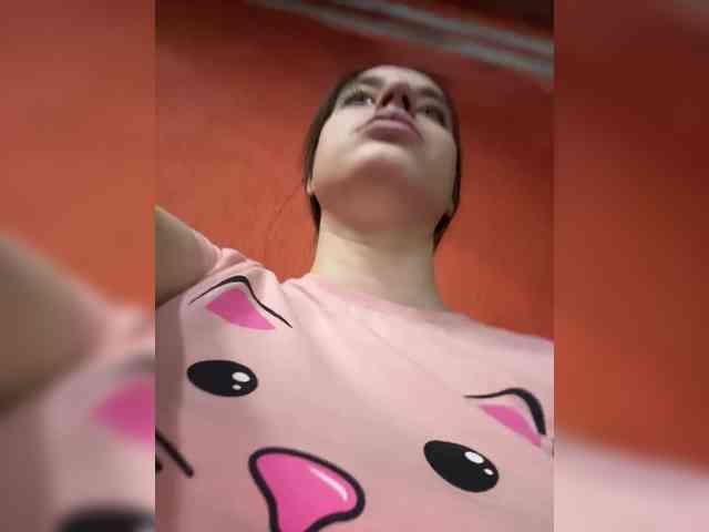 FunnyBanny0312 webcam