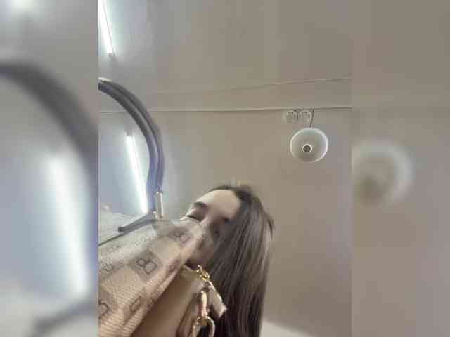 FunnyBanny0312 webcam