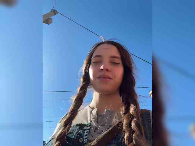 FunnyBanny0312 webcam