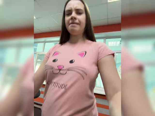 FunnyBanny0312 webcam