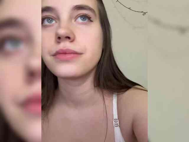 FunnyBanny0312 webcam