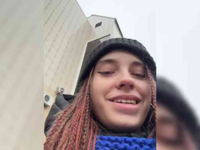 FunnyBanny0312 webcam