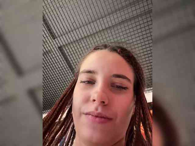 FunnyBanny0312 webcam