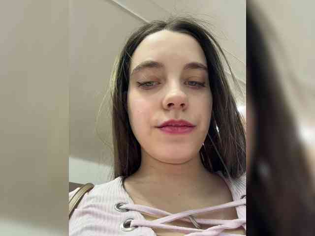 FunnyBanny0312 webcam