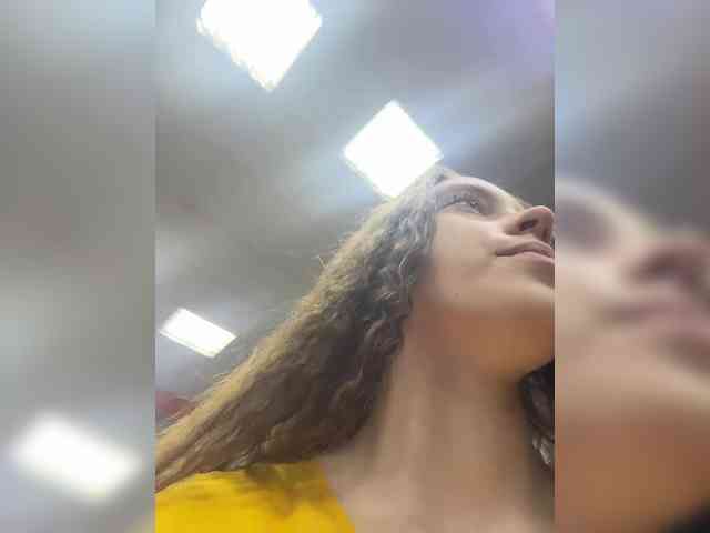 FunnyBanny0312 webcam