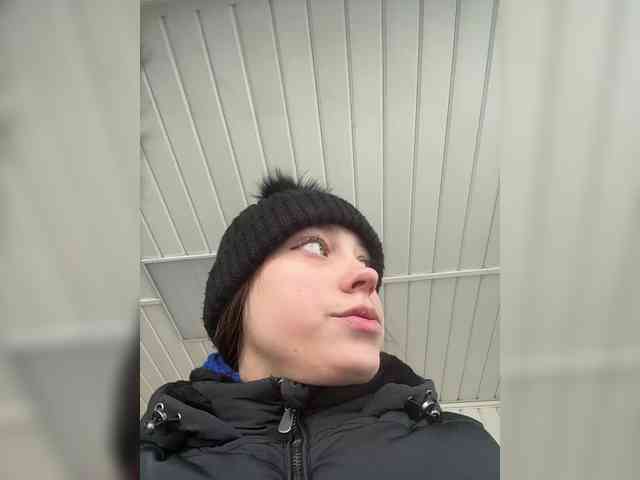 FunnyBanny0312 webcam