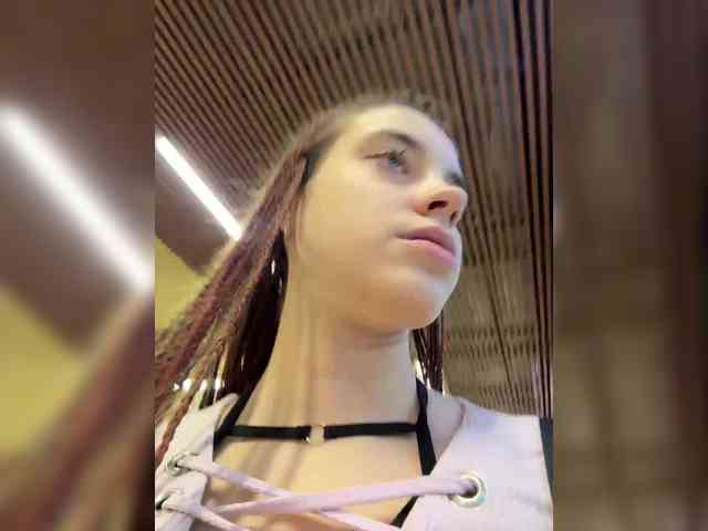 FunnyBanny0312 webcam