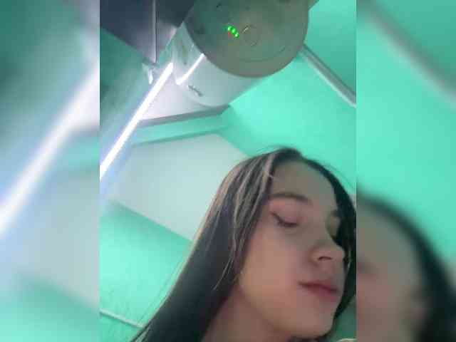 FunnyBanny0312 webcam