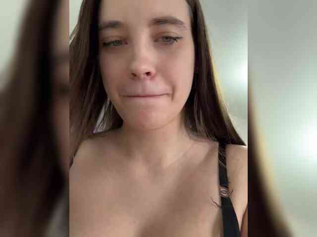 FunnyBanny0312 webcam