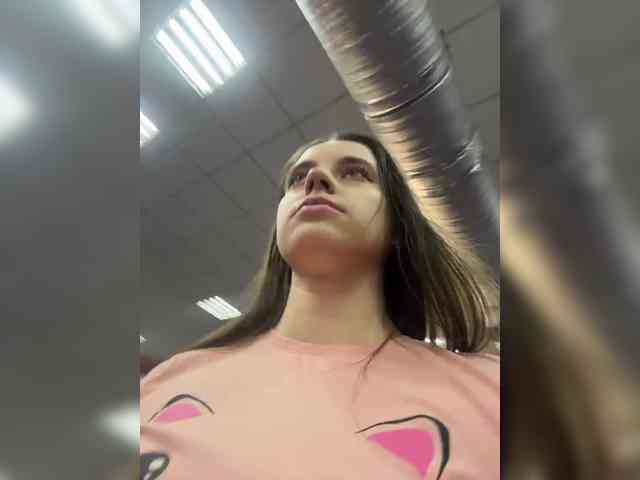 FunnyBanny0312 webcam