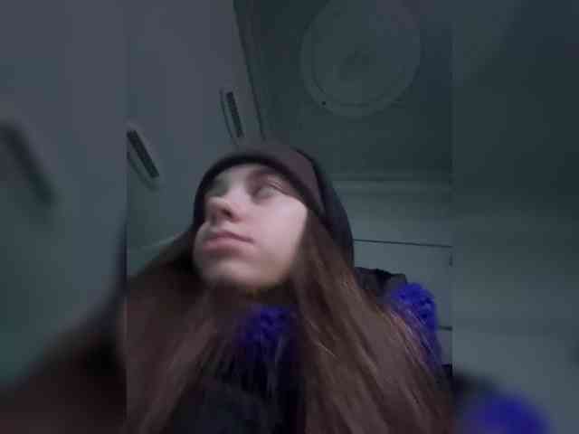 FunnyBanny0312 webcam