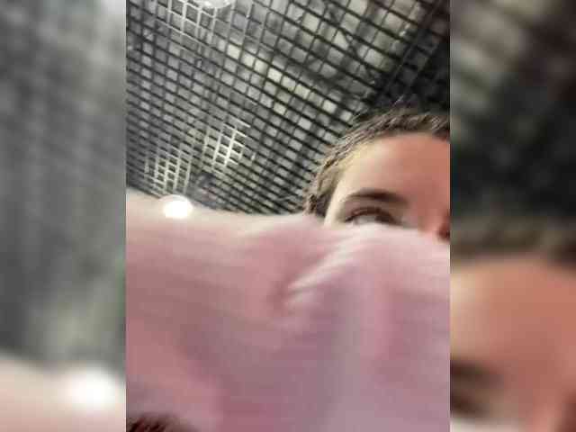 FunnyBanny0312 webcam