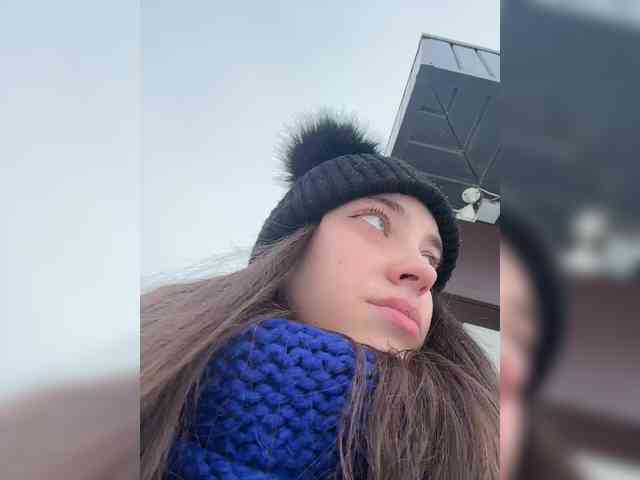 FunnyBanny0312 webcam