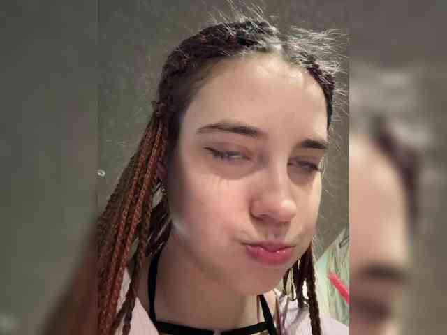 FunnyBanny0312 webcam