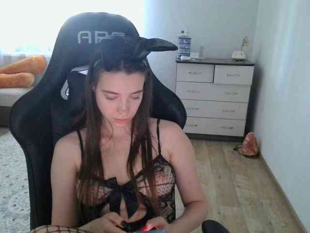 FunnyBanny0312 webcam