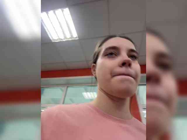 FunnyBanny0312 webcam