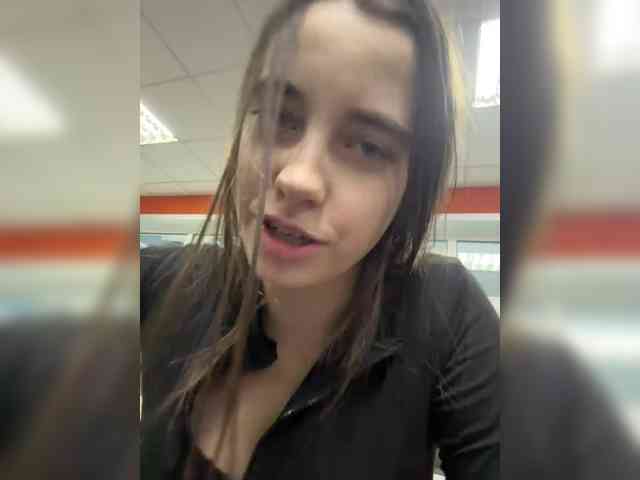 FunnyBanny0312 webcam
