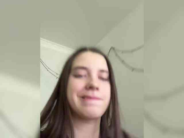 FunnyBanny0312 webcam