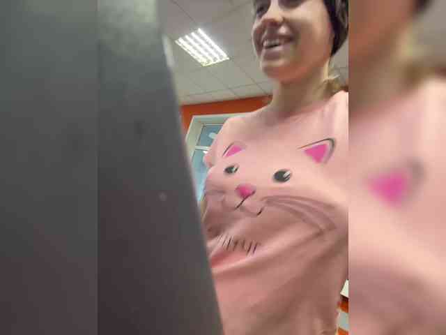 FunnyBanny0312 webcam