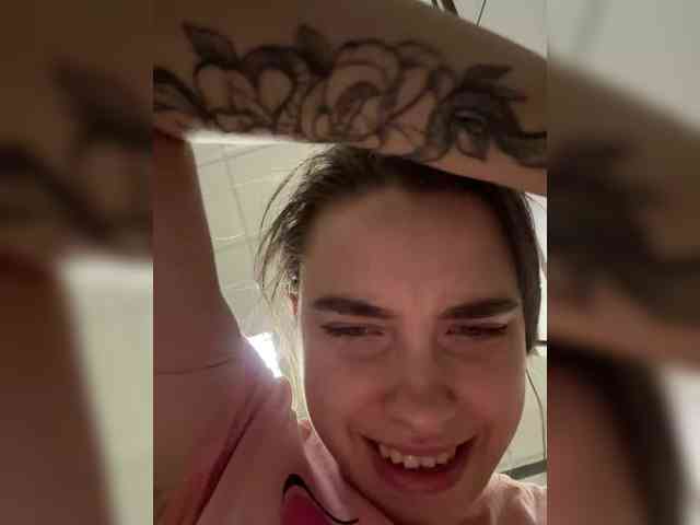 FunnyBanny0312 webcam