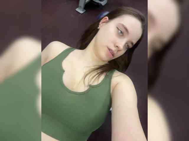 FunnyBanny0312 webcam