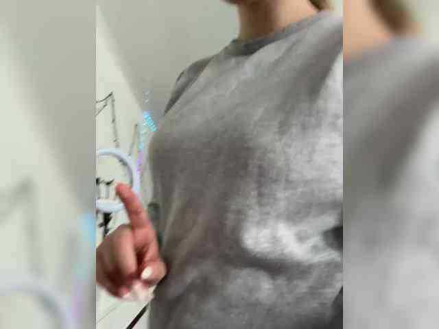 FunnyBanny0312 webcam