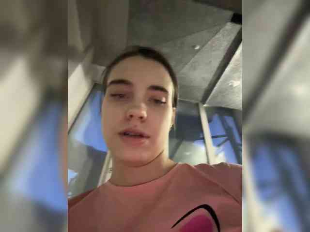 FunnyBanny0312 webcam