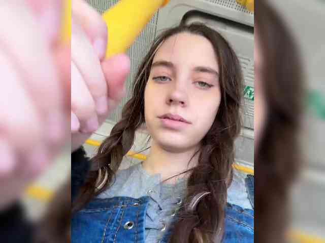 FunnyBanny0312 webcam