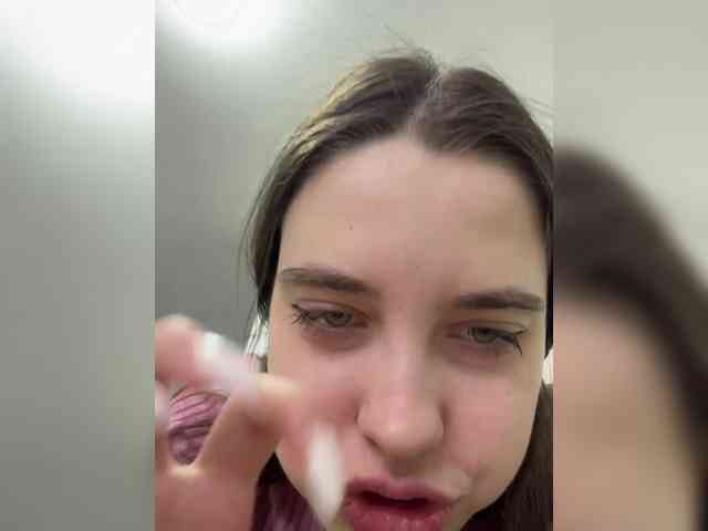 FunnyBanny0312 webcam