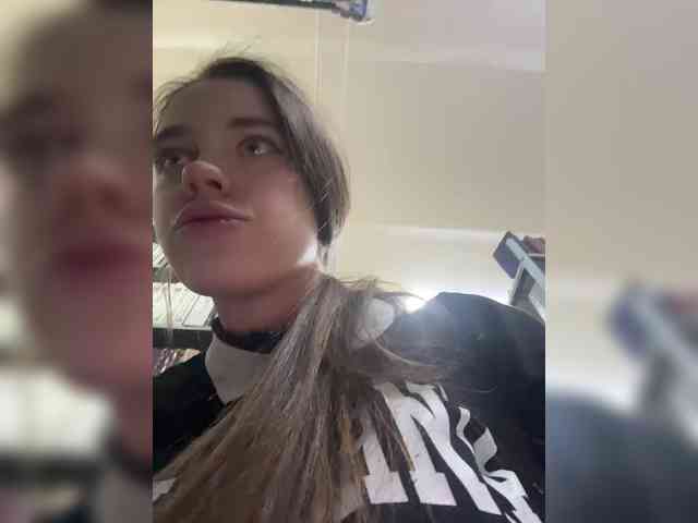 FunnyBanny0312 webcam