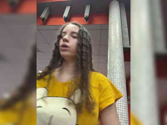 FunnyBanny0312 webcam