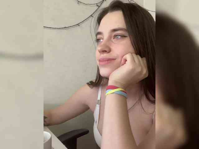 FunnyBanny0312 webcam