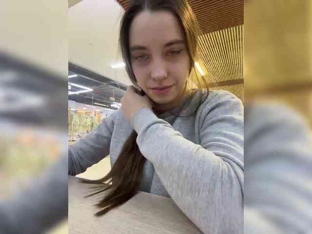 FunnyBanny0312 webcam