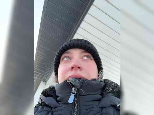 FunnyBanny0312 webcam